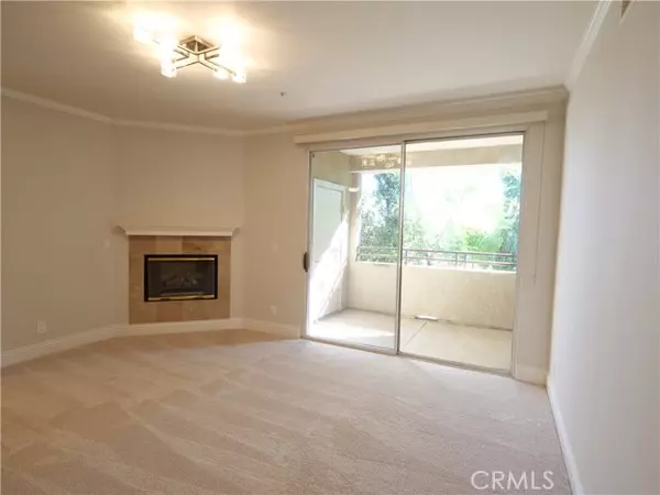 Aliso Viejo, CA 92656,22681 Oakgrove #122