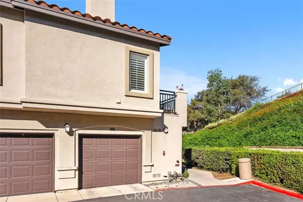 Aliso Viejo, CA 92656,63 Vellisimo Drive