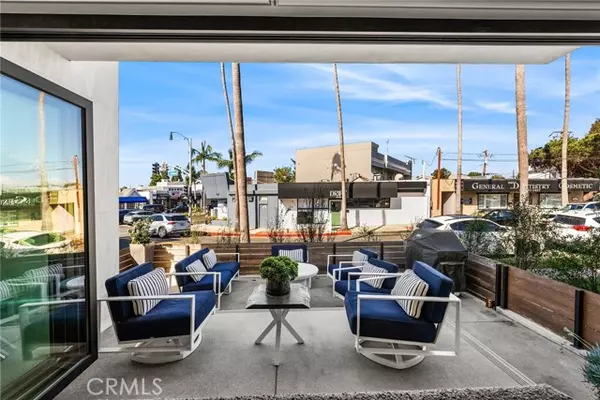 Corona Del Mar, CA 92625,612 Goldenrod Avenue