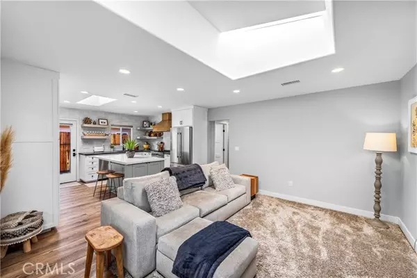 San Clemente, CA 92672,130 W Mariposa