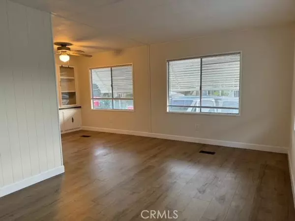 Westminster, CA 92683,15621 Beach #84