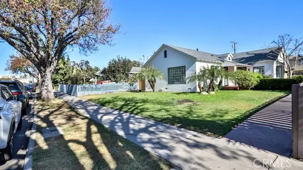 515 S Van Ness Avenue, Santa Ana, CA 92701