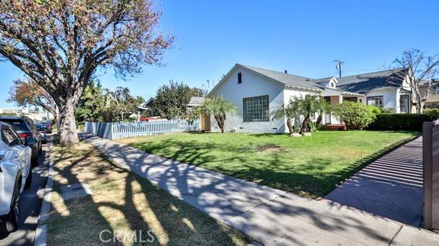 515 S Van Ness Avenue, Santa Ana, CA 92701