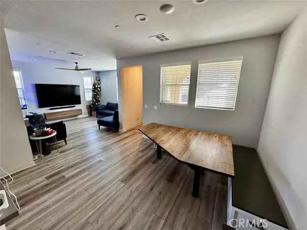 Chula Vista, CA 91913,967 Camino Aldea