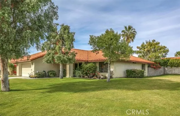 1496 E Luna Way, Palm Springs, CA 92262