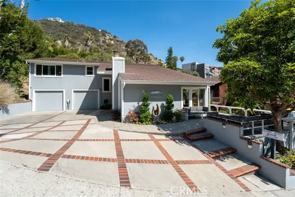 499 Nyes Place, Laguna Beach, CA 92651