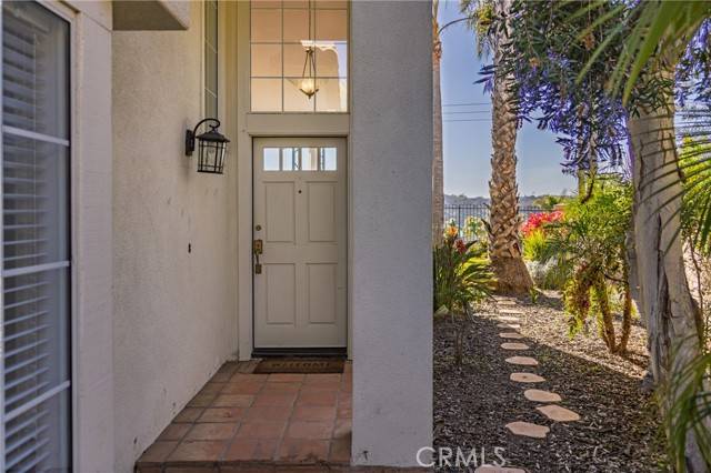 1736 Blackbird Circle, Carlsbad, CA 92011