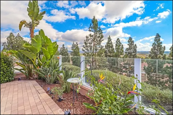 Aliso Viejo, CA 92656,51 Via Athena