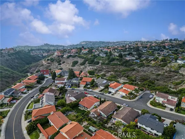 Rancho Palos Verdes, CA 90275,6954 Kings Harbor Drive