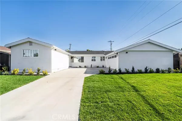 15352 Stanford Lane, Huntington Beach, CA 92647