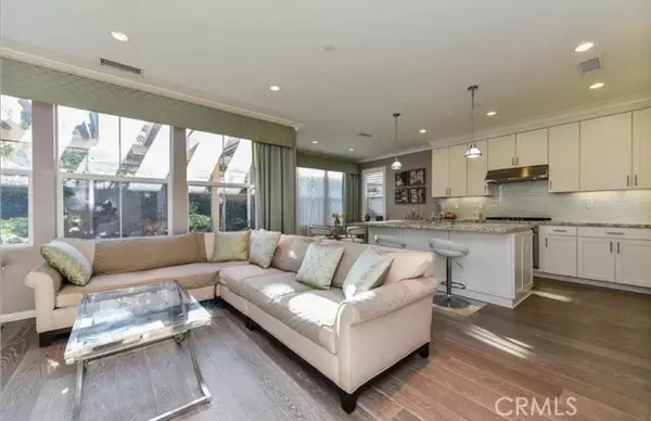 Irvine, CA 92620,83 Waterleaf