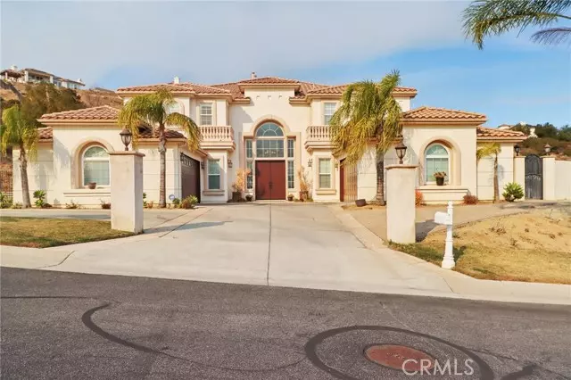 Chatsworth, CA 91311,22655 Lenope Place