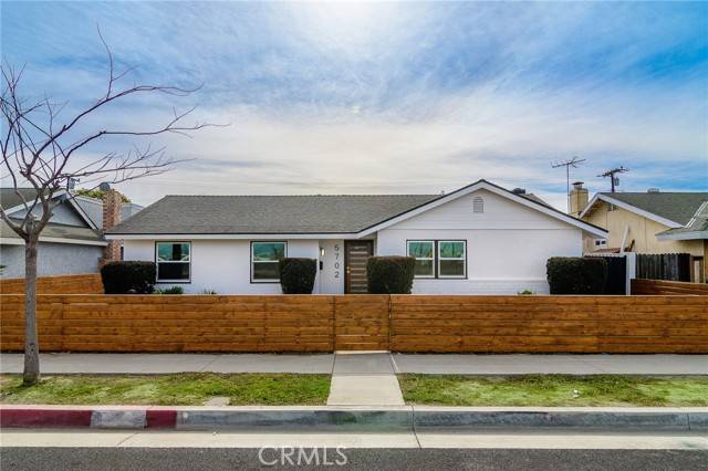 5702 Edinger Avenue, Huntington Beach, CA 92649