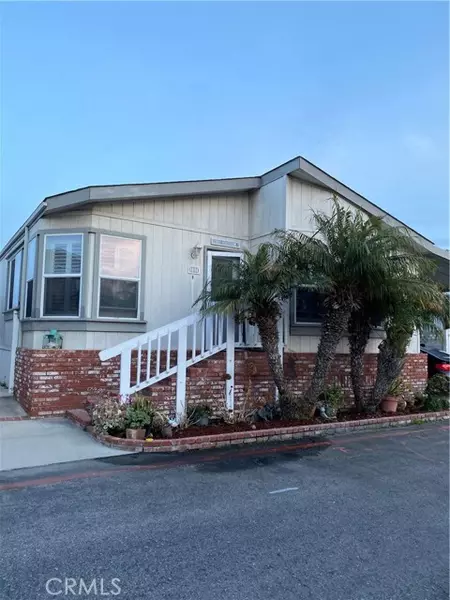 20701 Beach #107, Huntington Beach, CA 92648