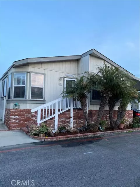 Huntington Beach, CA 92648,20701 Beach #107