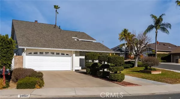 24681 Creekview Drive, Laguna Hills, CA 92653