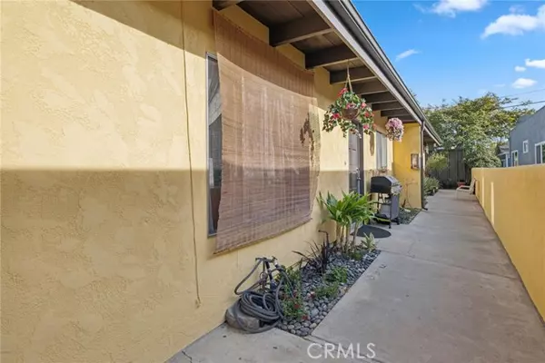 San Clemente, CA 92672,155 W Escalones