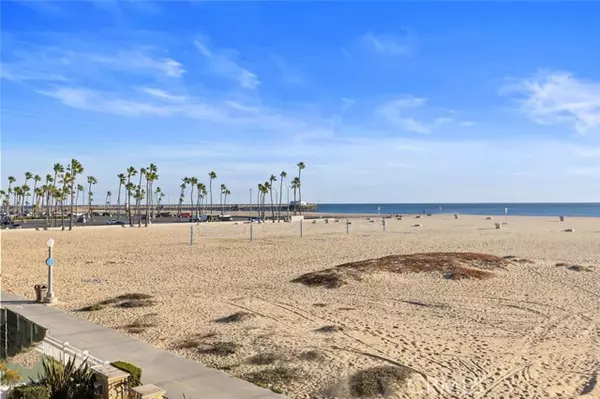 Newport Beach, CA 92661,310 E Oceanfront