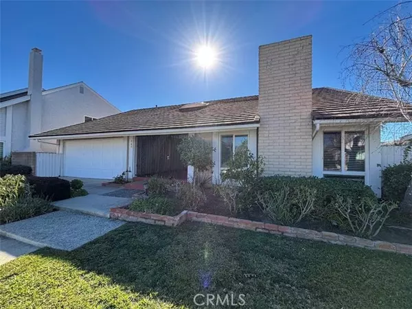 Anaheim Hills, CA 92807,544 S Circulo Lazo