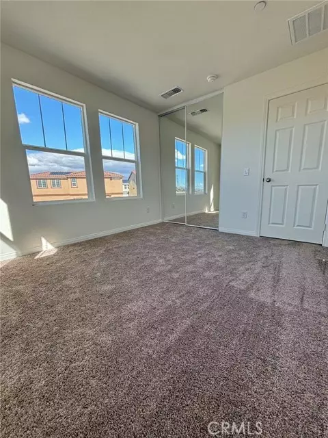 Ontario, CA 91761,3922 E Cambria Privado