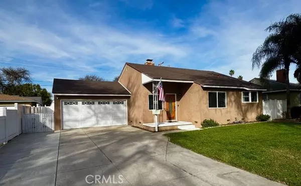 527 W Hill Avenue, Fullerton, CA 92832