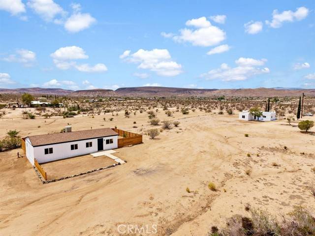 1266 Cambria Avenue #U1-2, Yucca Valley, CA 92284