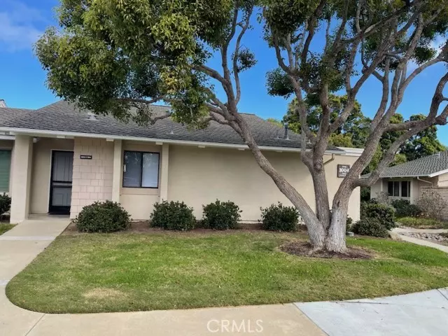 8605 Solano Circle #1004C, Huntington Beach, CA 92646