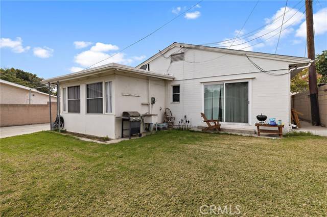 3750 Locust Avenue, Long Beach, CA 90807