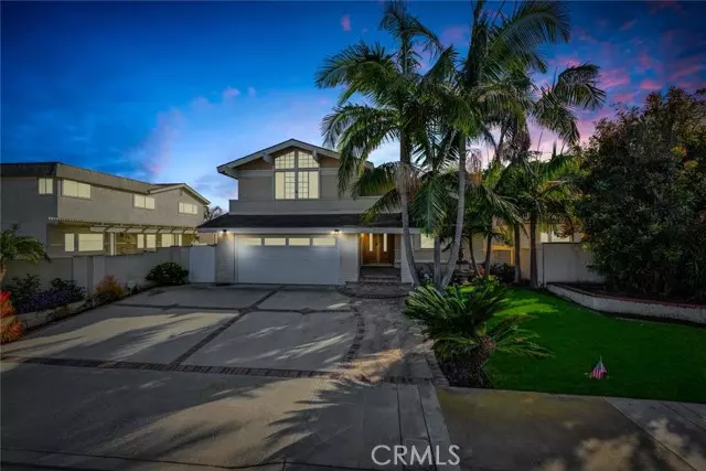 8162 Dartmoor Drive, Huntington Beach, CA 92646