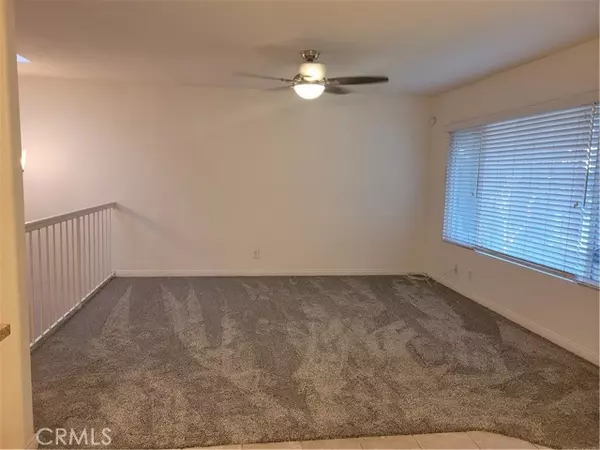 Laguna Hills, CA 92653,22455 Caminito Esteban #4