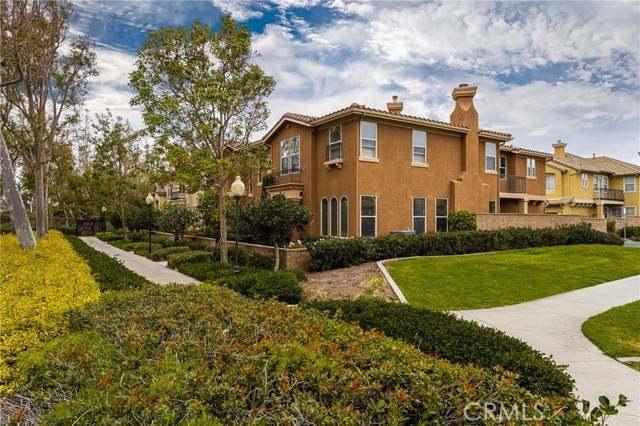 16 Mineral King, Irvine, CA 92602