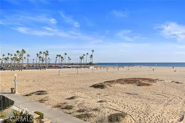 Newport Beach, CA 92661,310 E Oceanfront