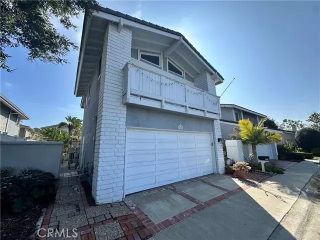 Irvine, CA 92612,17562 Cottonwood