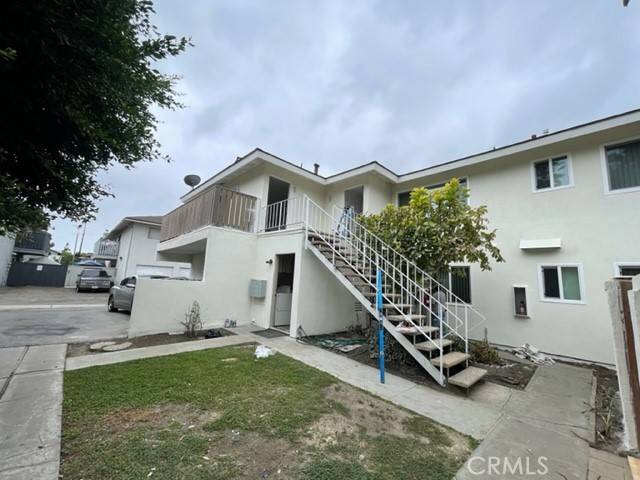 406 Nobel Avenue #D, Santa Ana, CA 92707