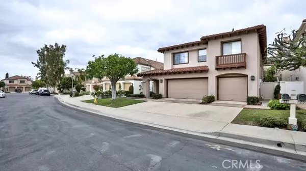 Tustin, CA 92782,2231 Huntley Drive