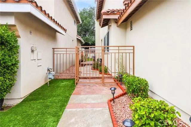 Rancho Santa Margarita, CA 92688,9 Via Caseta