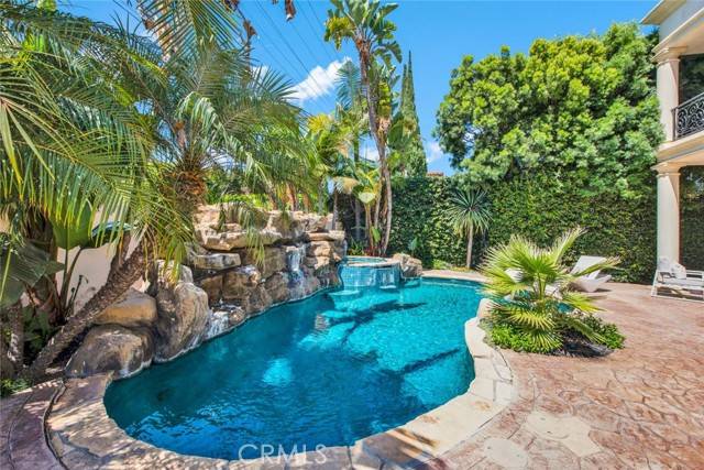 123 N Doheny Drive, Beverly Hills, CA 90211