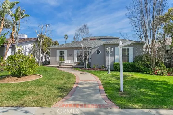 3826 Cedar Avenue, Long Beach, CA 90807