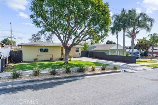 300 Chinchilla Street, La Habra, CA 90631