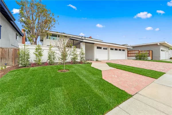 6781 Lawn Haven Drive, Huntington Beach, CA 92648