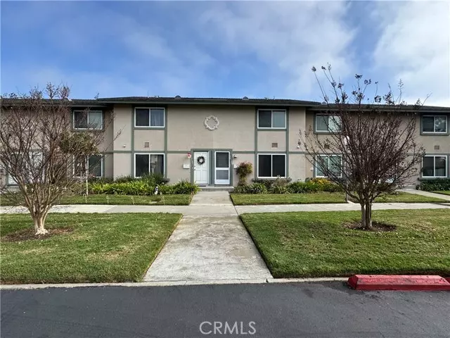 16509 Caballero Lane #30B, Huntington Beach, CA 92649