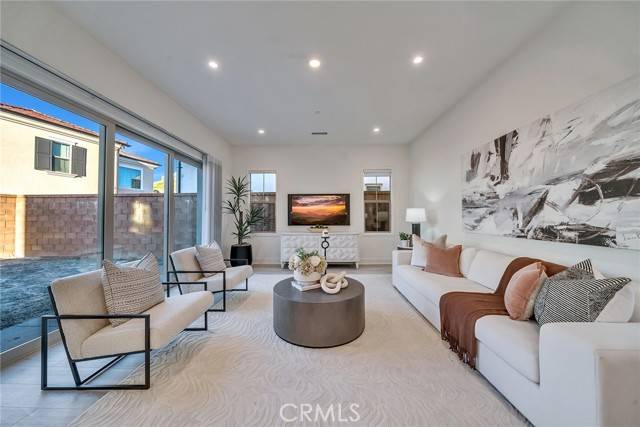 256 Maricopa, Irvine, CA 92618