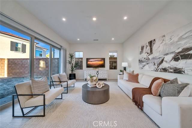 256 Maricopa, Irvine, CA 92618