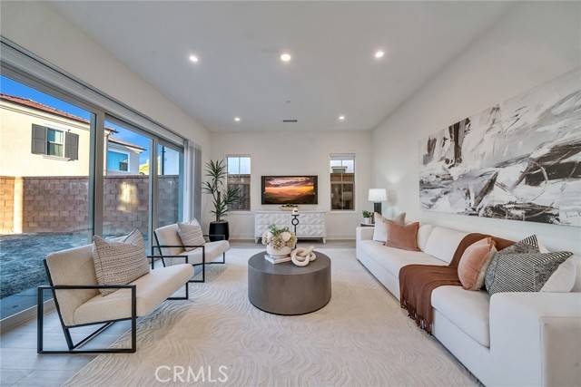 256 Maricopa, Irvine, CA 92618