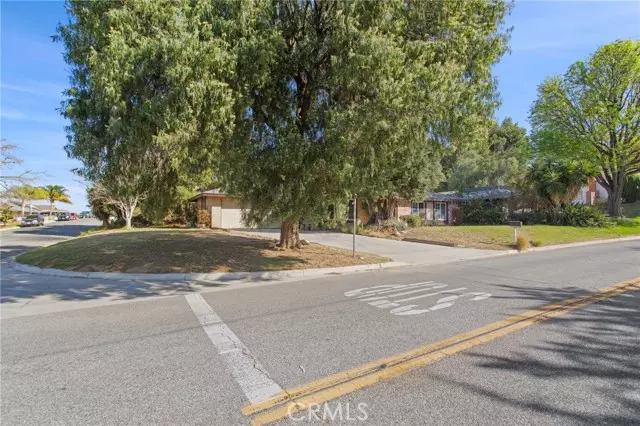 5430 Avenue Juan Bautista, Jurupa Valley, CA 92509