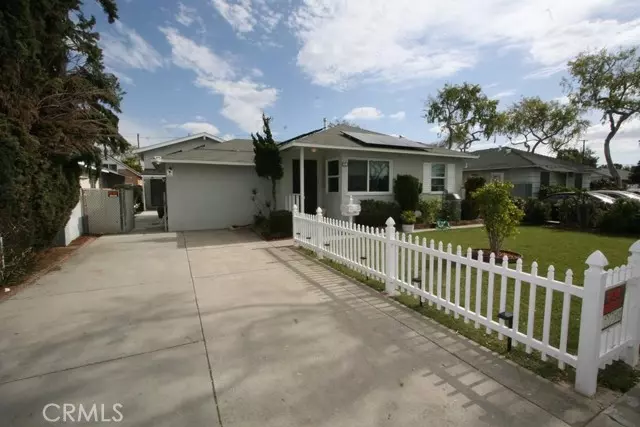 612 S Paula Drive, Fullerton, CA 92833