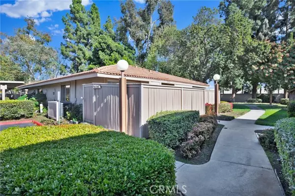 2325 Dahlia Drive, Tustin, CA 92780