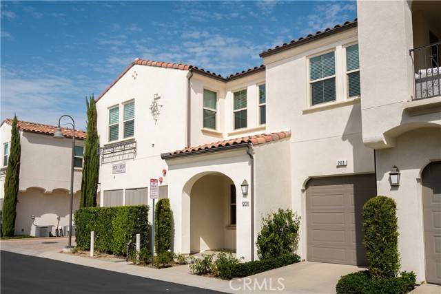 201 Trailblaze, Irvine, CA 92618