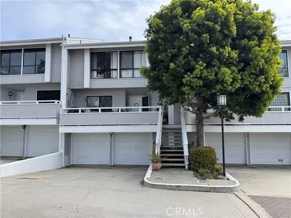 5 Escapade Court #316, Newport Beach, CA 92663