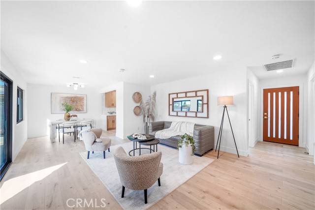 Huntington Beach, CA 92648,7702 Quebec Drive